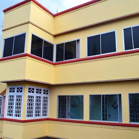 Hotel Yuriko Bukittinggi Esterno foto