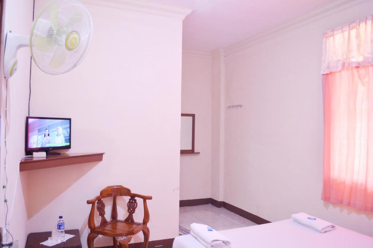 Hotel Yuriko Bukittinggi Esterno foto
